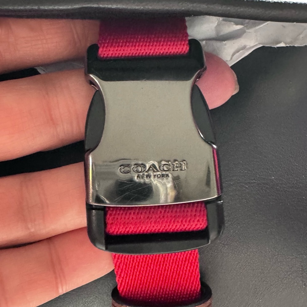 Coach Genuine Rider leather sling,cross-body,belt bag,gunmetal hardware,logo - Picture 3 of 10